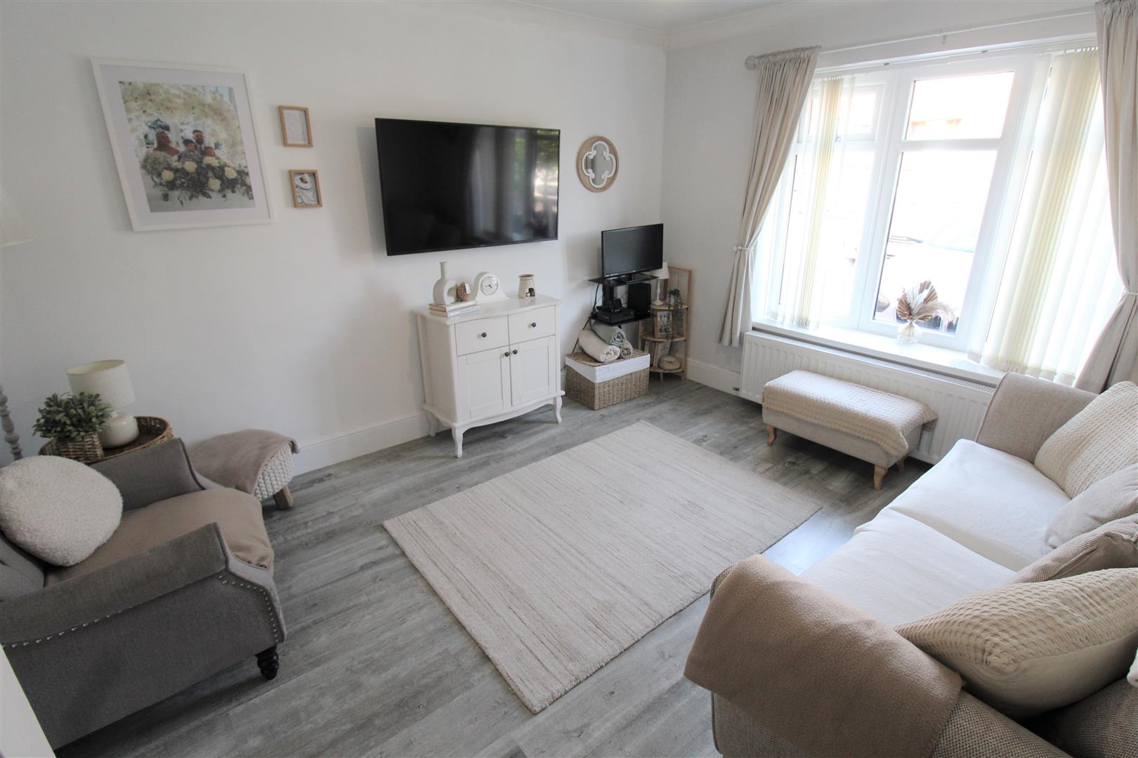 Swanland Grove, Longton, Stoke-On-Trent